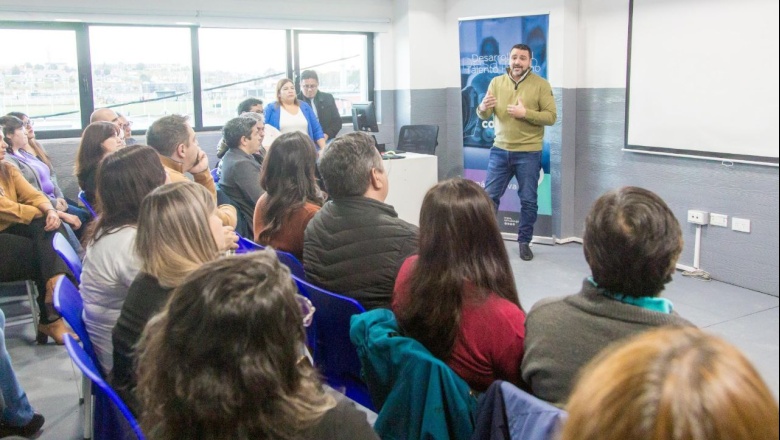 Ushuaia avanza en formación profesional:  Inauguran un Aula de Capacitación de vanguardia"