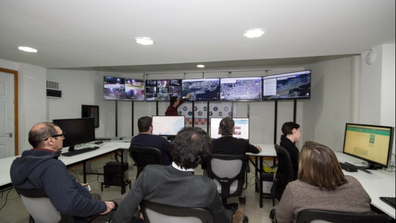 Un centro de monitoreo y nuevas máquinas viales