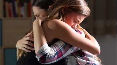 Un abrazo puede ayudar a superar  los conflictos