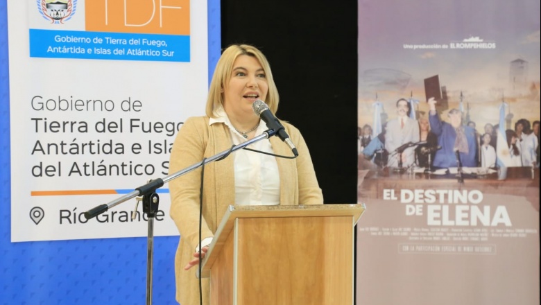 Bertone: "Elena fue y es una de las mujeres que más me inspira"