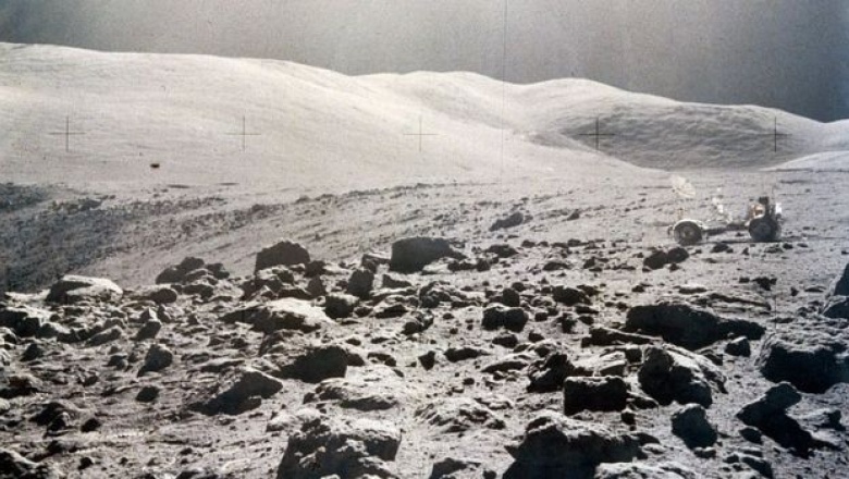 El misterioso y pestilente olor de la Luna