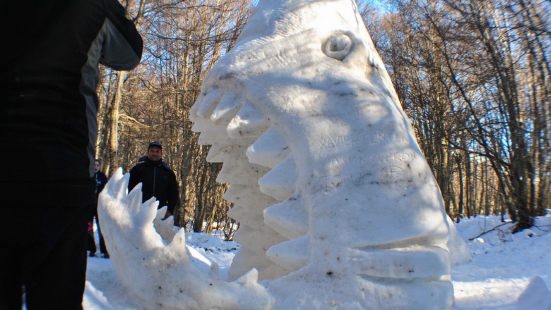 Concluyó el Festival de Esculturas en Nieve y permanecerá una semana más