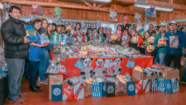 La Municipalidad presentó juguetes de elaboración propia que ofrecerá en la Expo Niñez