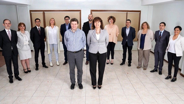 Gustavo Melella asume como gobernador