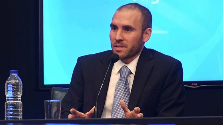Ante inversionistas, Guzmán pidió renegociar la deuda de "buena fe" para poder pagar