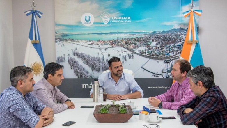 Walter Vuoto y Matías Rodriguez gestionan con Vialidad Nacional el asfalto hasta "Lapataia"