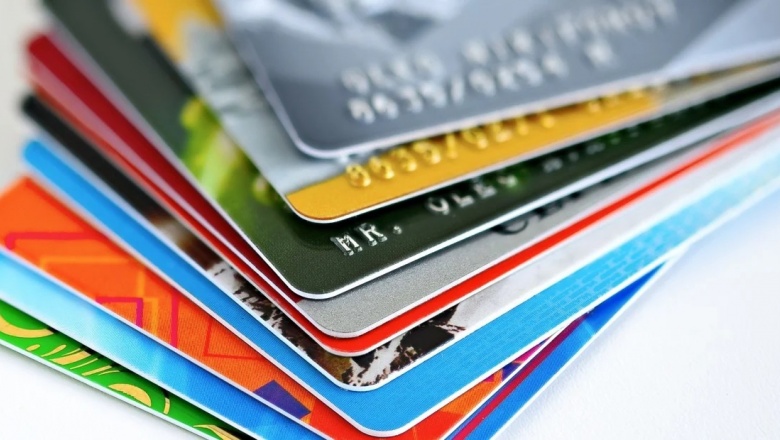 Cuotas para pagar las tarjetas: el costo financiero puede llegar hasta el 70% anual