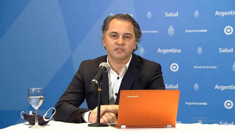 Quienes vivan con un infectado de coronavirus y tengan síntomas pueden ser diagnosticados sin testeo