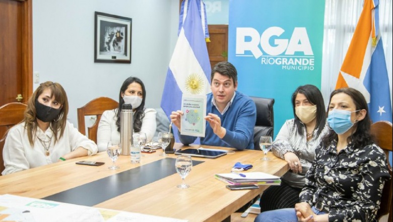 "Plan Municipal de Acompañamiento a Personas Mayores": En qué consiste