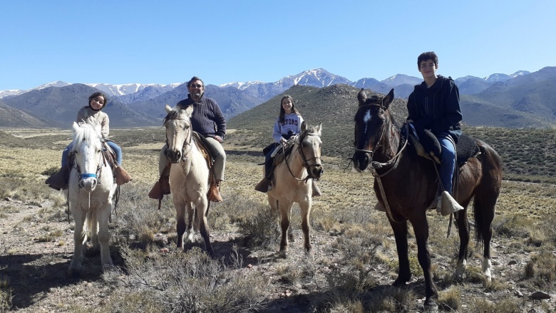 De España a vivir en Argentina: “Aquí se admira más al vivo que al honesto”