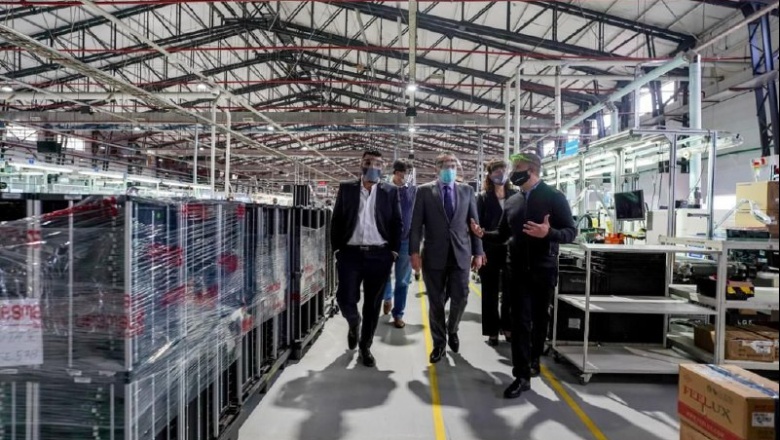 Kulfas apuesta a cuadriplicar el empleo en la industria del conocimiento en la próxima década