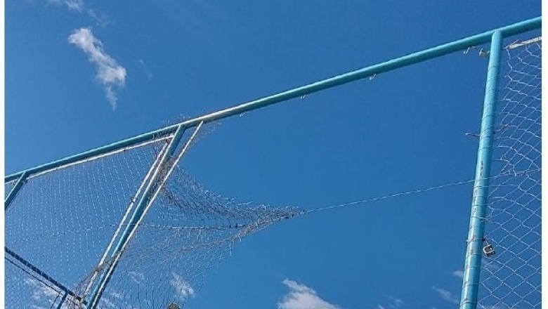 Vergüenza fueguina: Vandalismo en la Plaza René Favaloro