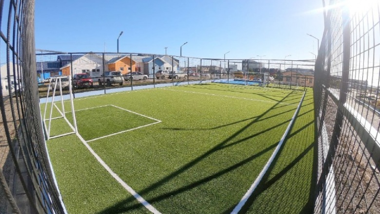Chacra II ya cuenta con un nuevo playón deportivo municipal