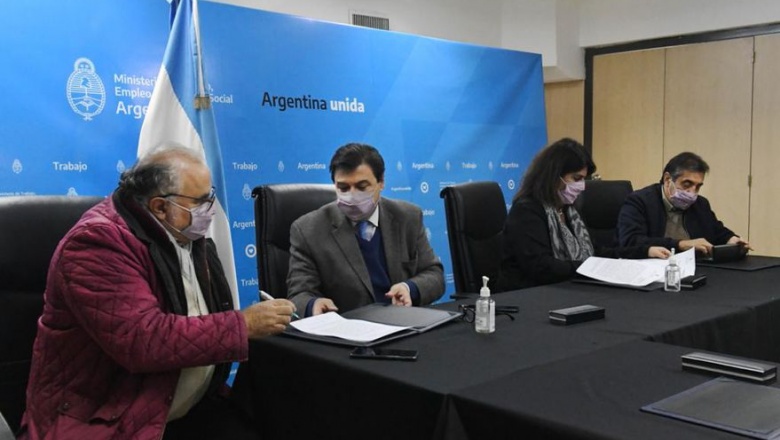 Paritarias: Nación selló un aumento de 35% para los empleados estatales