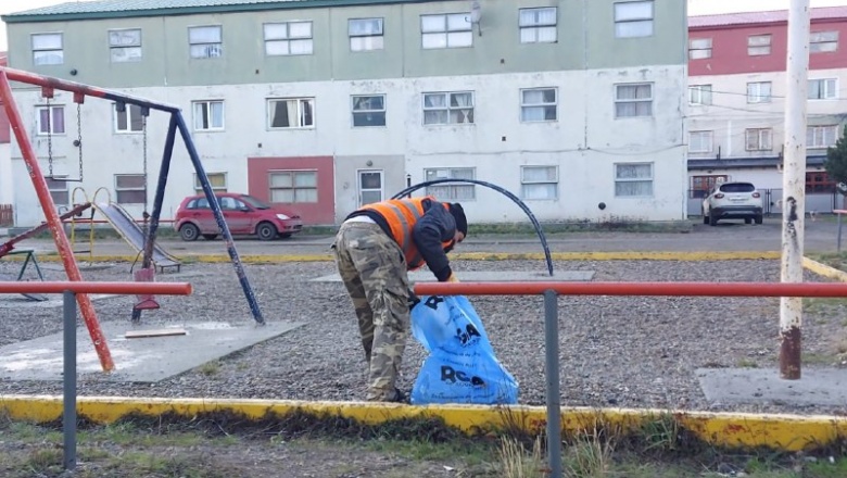 Continúa el operativo limpieza en los barrios