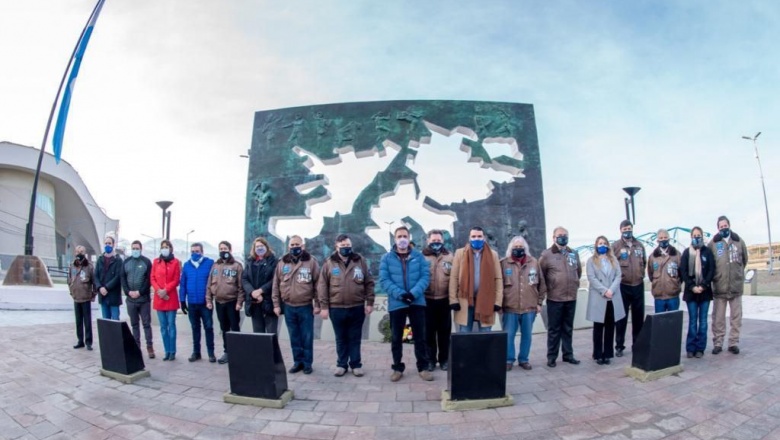 Vuoto y Cabandié celebraron el 9 de Julio junto a veteranos de Malvinas