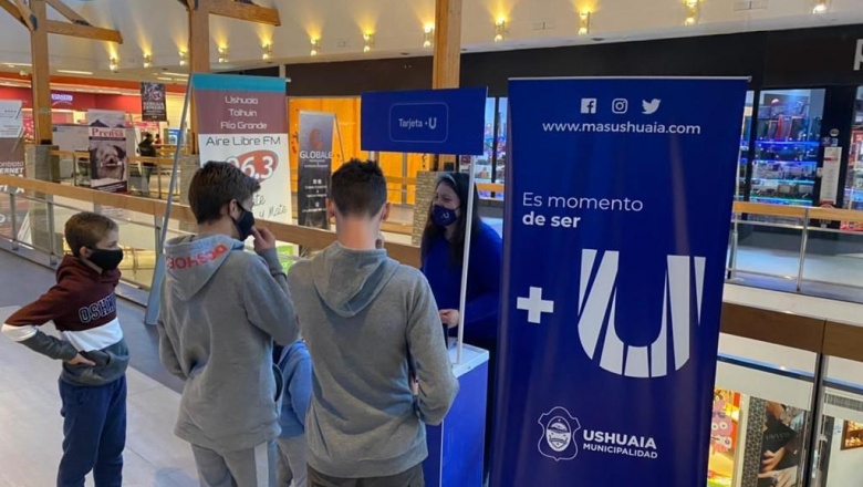 Tarjeta +U cuenta con un punto de atención en el shopping Paseo del Fuego