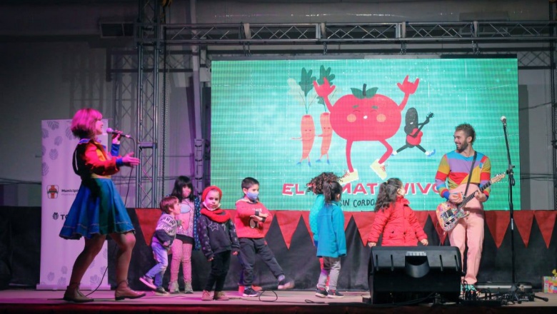 Tolhuin festejó el Mes de las Infancias con dos funciones de "Sin Cordones"