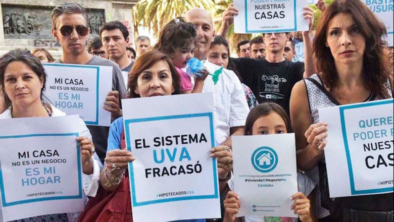 Los Hipotecados UVA marchan al Congreso