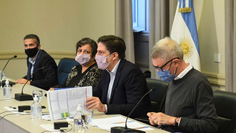 El Gobierno oficializó el nuevo protocolo en las aulas para avanzar con la presencialidad plena desde el 1 de septiembre