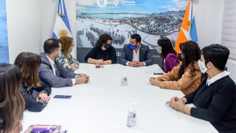 La Ministra de Salud, Carla Vizzotti, destacó el trabajo de los municipios de Ushuaia y Río Grande