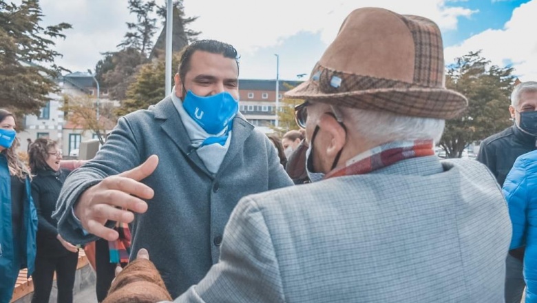 El intendente Vuoto encabezó el reconocimiento de la ciudad a  familias centenarias