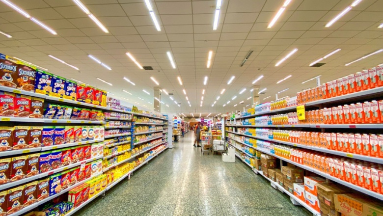 El Gobierno retrotrajo precios de 1.432 productos al 1 de octubre