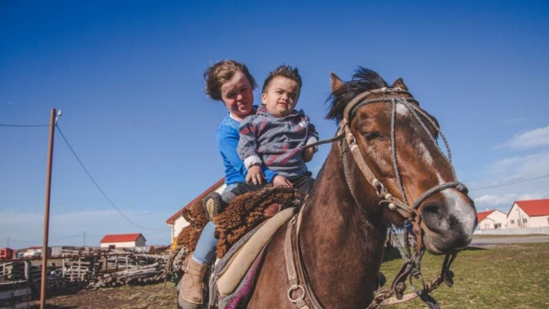 Niños y niñas de Terapia asistida con perros visitaron Estancia Sara