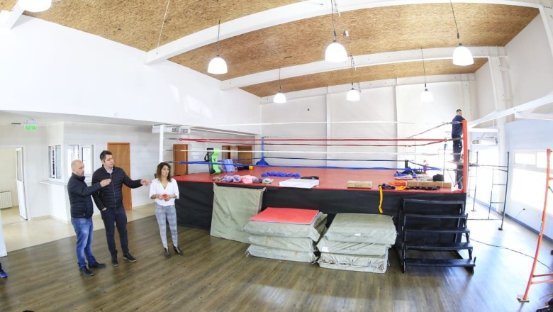 Próximo a inaugurar, Martín Perez recorrió el nuevo Gimnasio Municipal de Chacra IV