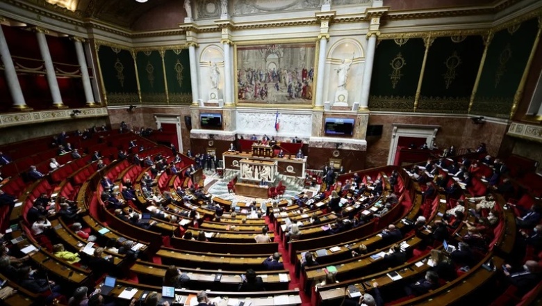 Francia aprobó el pase de vacunación: quienes no estén inmunizados no podrán acceder a restaurantes ni trenes