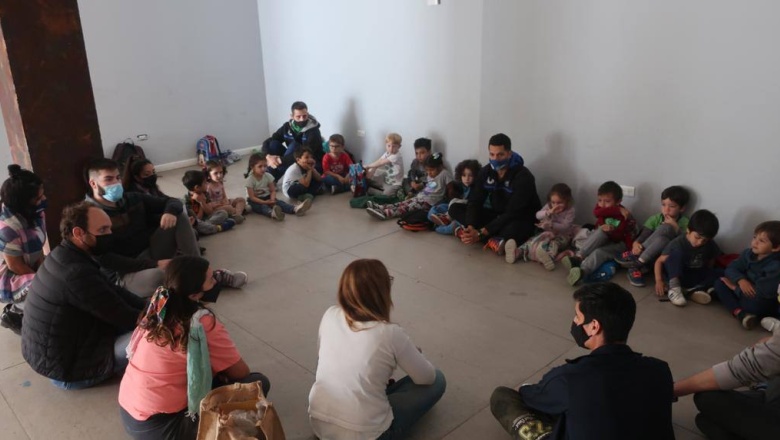 Niños y niñas aprenden a cuidar el medio ambiente