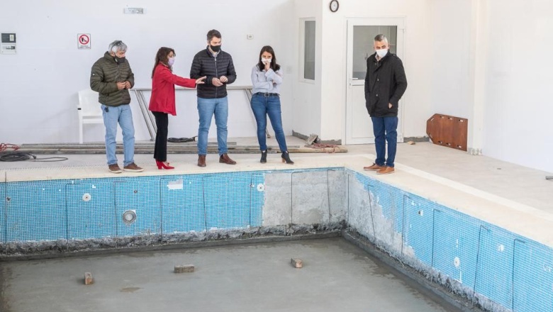 Martín Perez supervisó la reconstrucción de la pileta terapéutica del "Mamá Margarita"