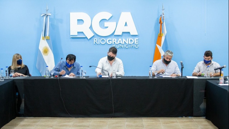 100% de aumento en ayuda escolar para los municipales de Río Grande