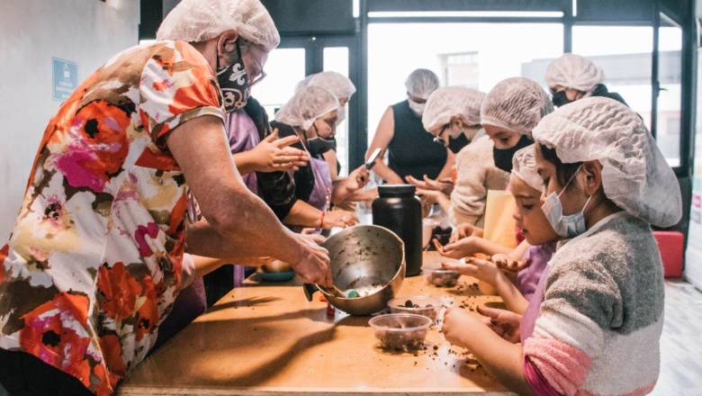 Minireposteros y adultos mayores en " El desafío de realizar trufas"