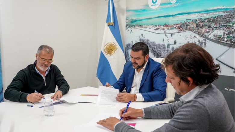 Municipalidad, SENAF y Pequeños Pasos firman convenio para trabajar por las infancias