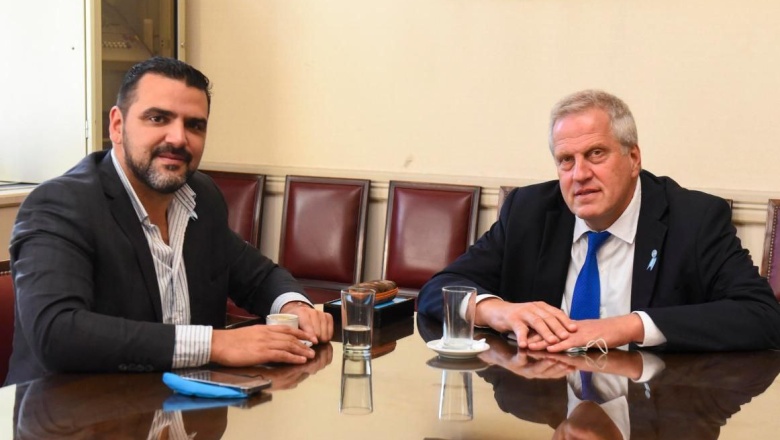 El intendente Vuoto gestionó el financiamiento para completar el acceso cubierto a la UNTDF