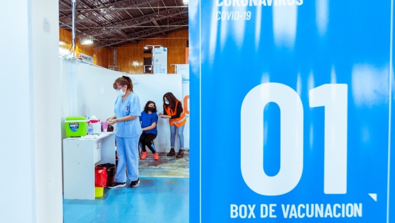 "La idea es iniciar, hoy o mañana, con la aplicación de la cuarta dosis de la vacuna contra el COVID"