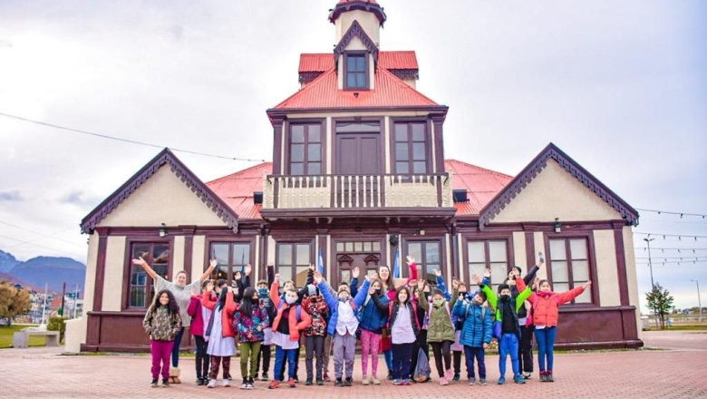 Niños y niñas de la escuela N° 30 disfrutaron de una jornada de Turismo Social