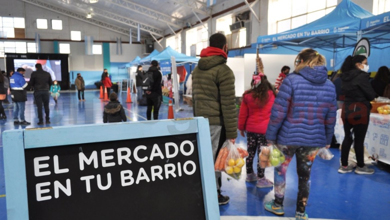 Nueva edición del "Mercado en tu barrio"