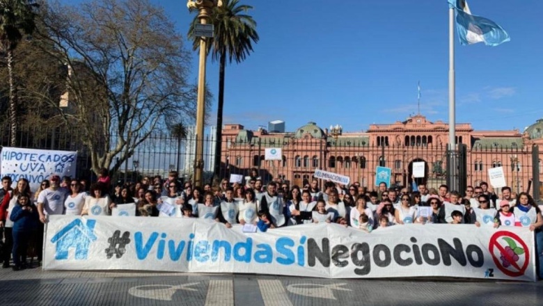 Hipotecados UVA: proyecto con indexación por salario y deuda recalculada