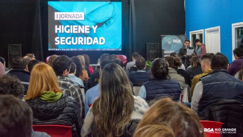 Con mas de 300 inscriptos se realizó la primer jornada de Seguridd e Higiene Laboral