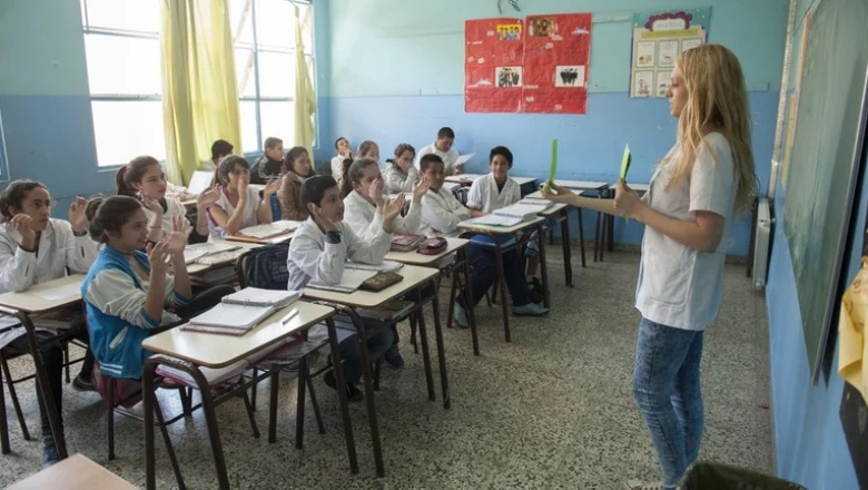 Solo el 14% de los chicos pobres logra buenos resultados y lo asocian a “factores protectores”