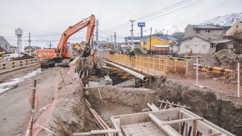 Seguirán los cortes temporarios por trabajos en el puente de Perito Moreno