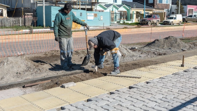 Ponen en valor las veredas de la costanera