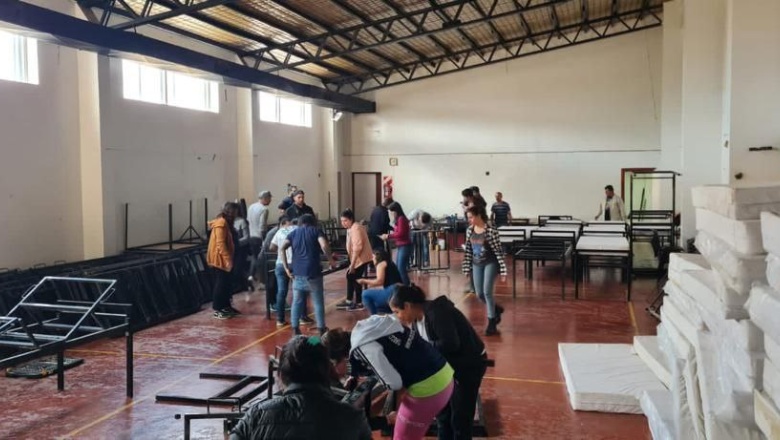 La Municipalidad de Ushuaia colabora en la recepción de brigadistas que combaten el fuego