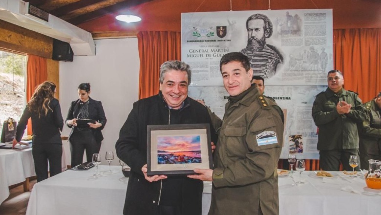 El Municipio participó de la ceremonia de Gendarmería donde asumió el nuevo Jefe de Agrupación XIX TDF
