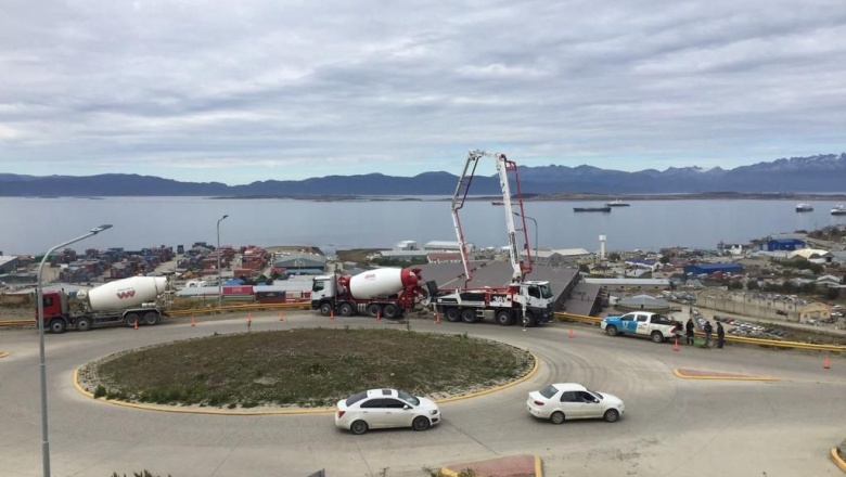 Fue hormigonado un nuevo tramo de la bicisenda "Pensar Malvinas"