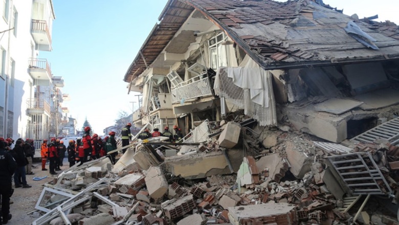 Las víctimas del terremoto en Turquía y Siria se elevan a más de 33.000