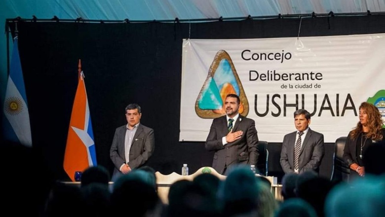 Apertura de sesiones en Ushuaia: "La nueva Carta Orgánica marcó un hito histórico en la consolidación de la democracia y el refuerzo de las instituciones", remarcó Vuoto