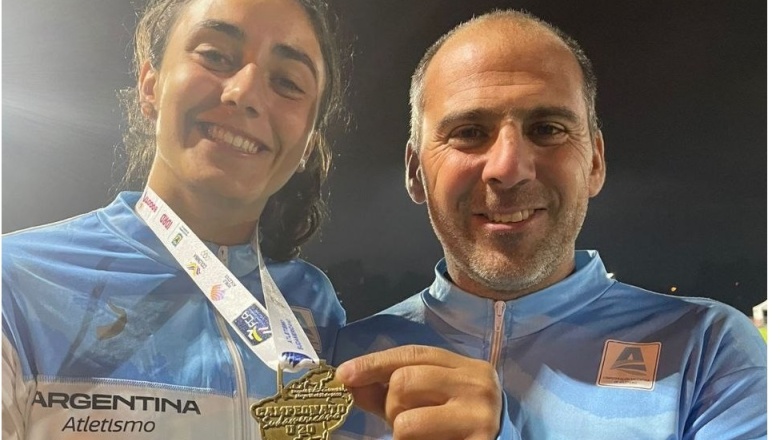 Renata Godoy laureada con el oro y bronce Sudamericano